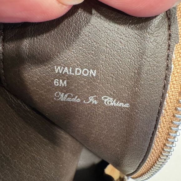 NEW! Donald Pliner Women's Waldon Leather Bootie Caramel Size 6 - Picture 8 of 12